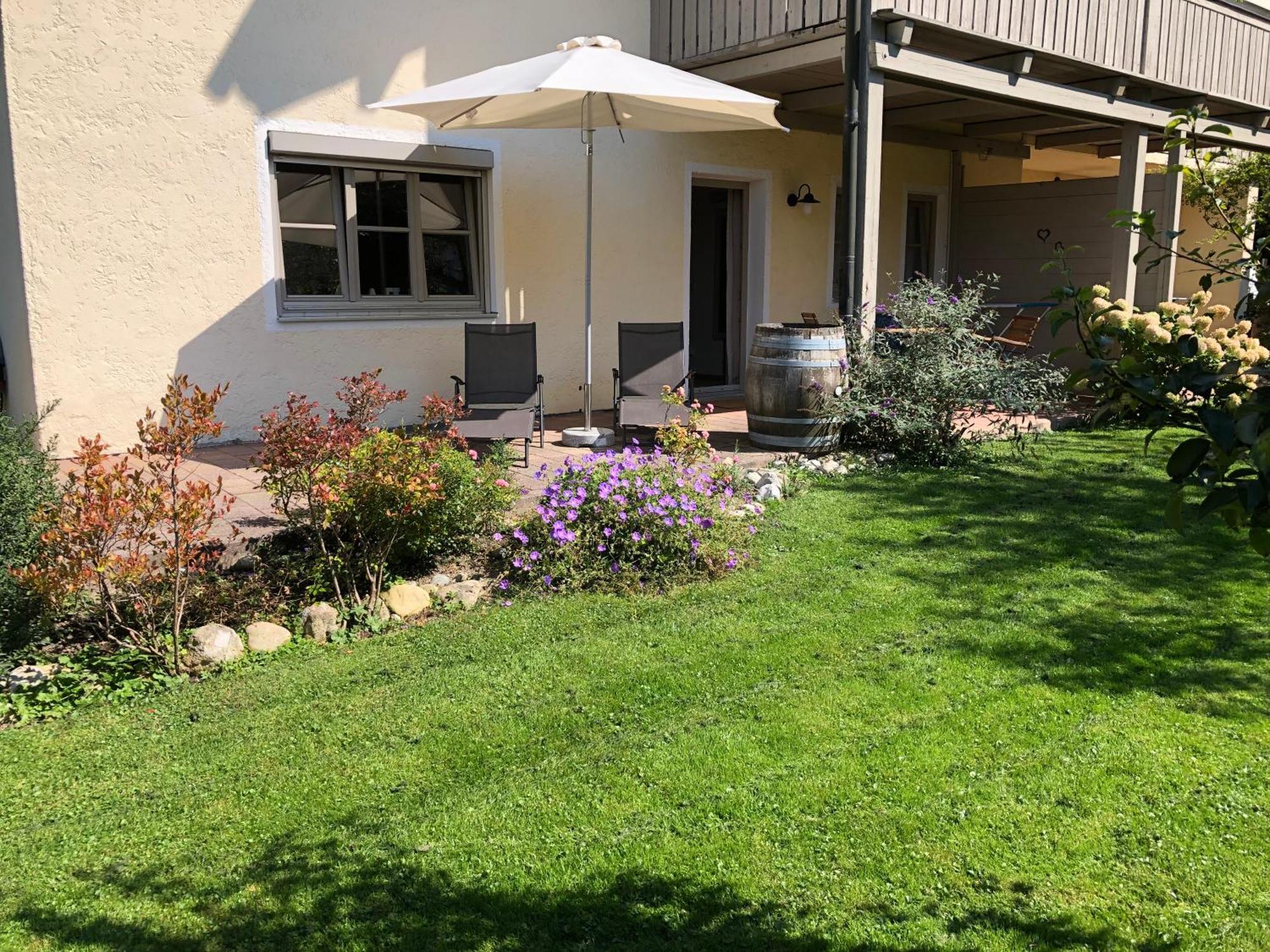 Chiemsee Beachhouse Apartment ベルナウ・アム・キームゼー エクステリア 写真