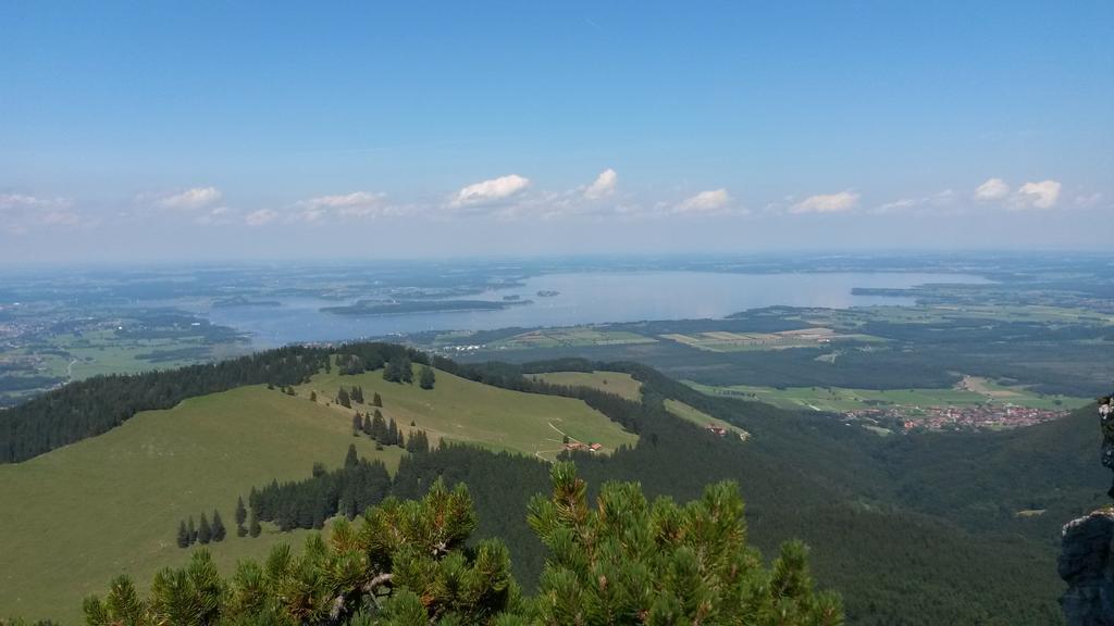 Chiemsee Beachhouse Apartment ベルナウ・アム・キームゼー エクステリア 写真