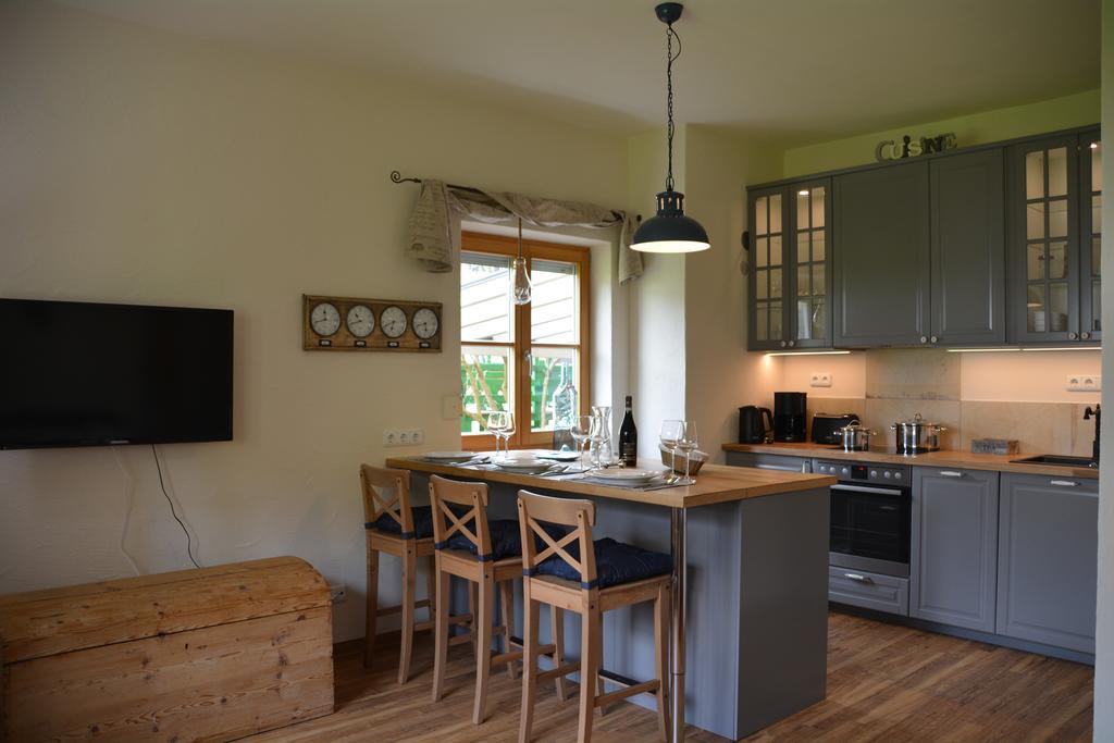 Chiemsee Beachhouse Apartment ベルナウ・アム・キームゼー エクステリア 写真